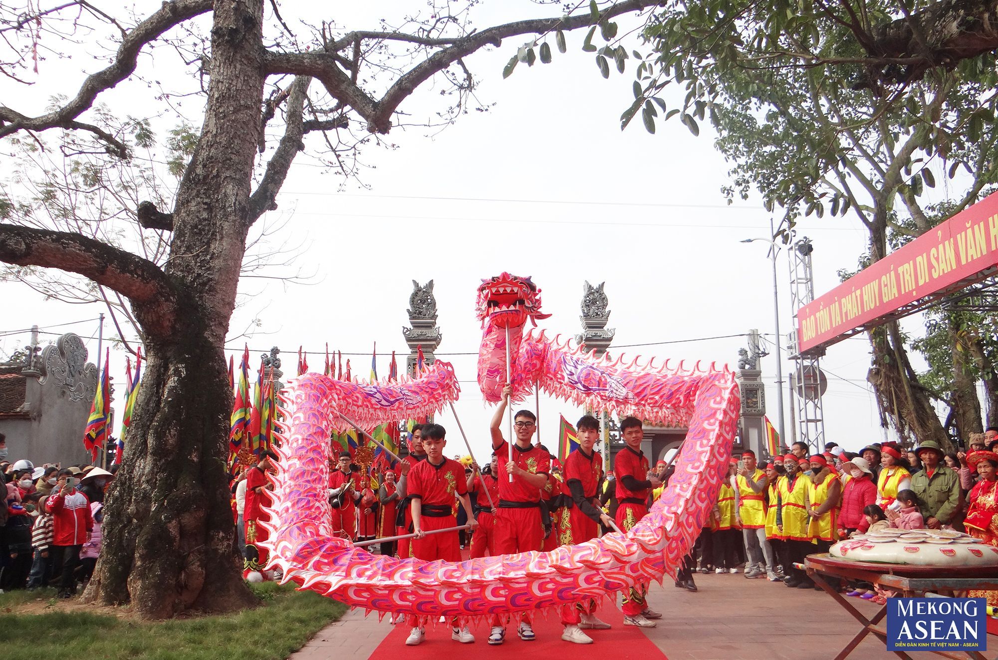 Lễ hội Đền Cao