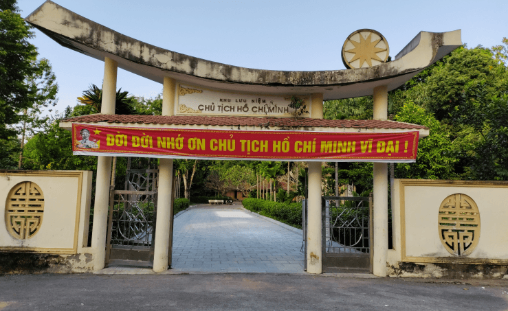 Di tích lưu niệm Chủ tịch Hồ Chí Minh