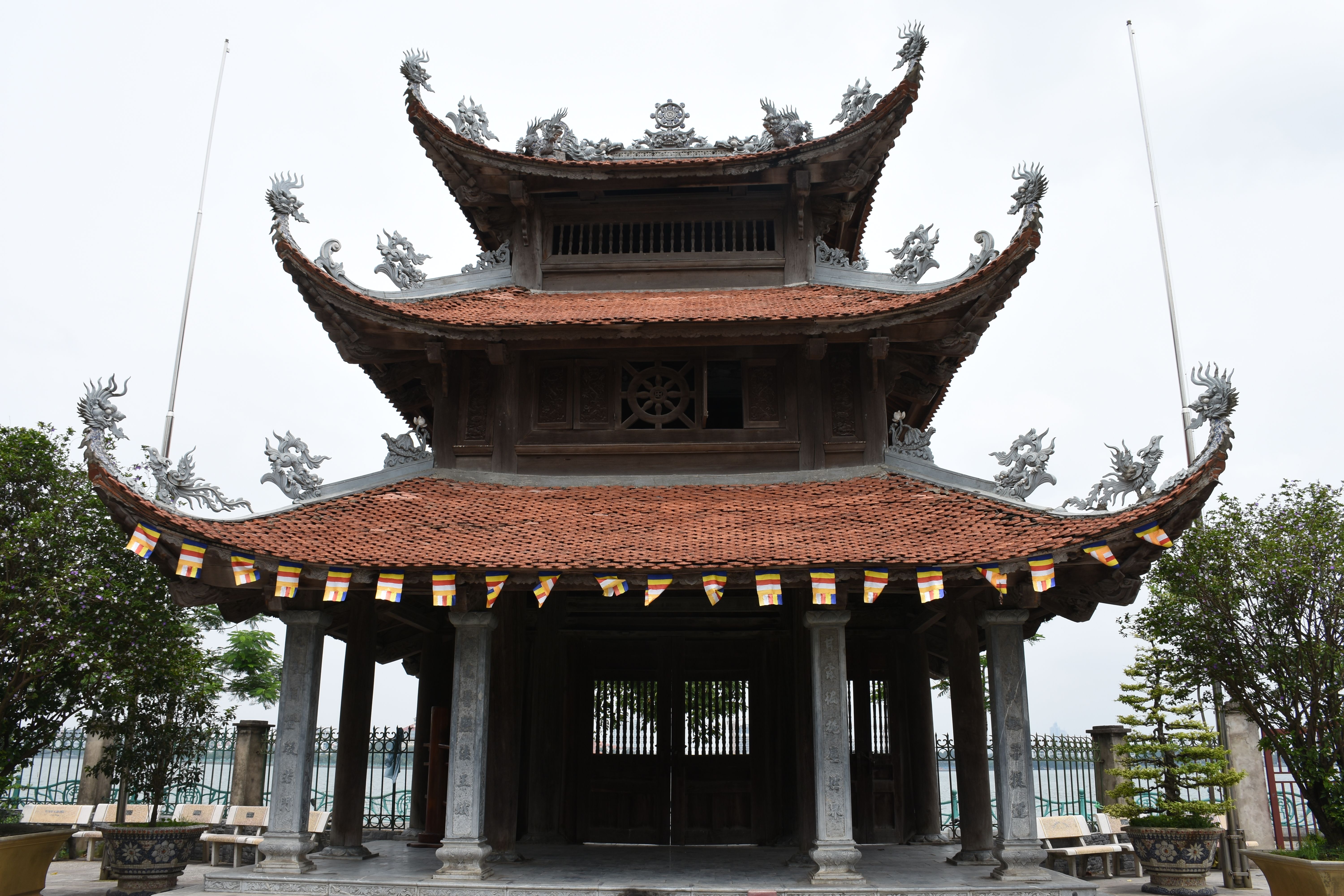 Chùa Tảo Sách (Linh Sơn Tự)