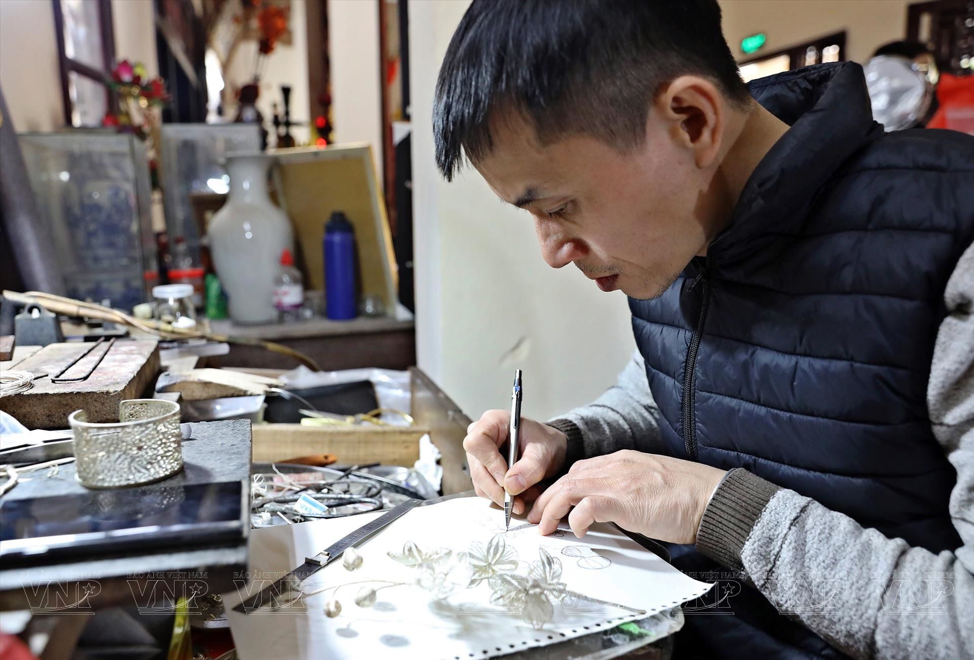 Nghề Kim Hoàn, Đậu Bạc Định Công