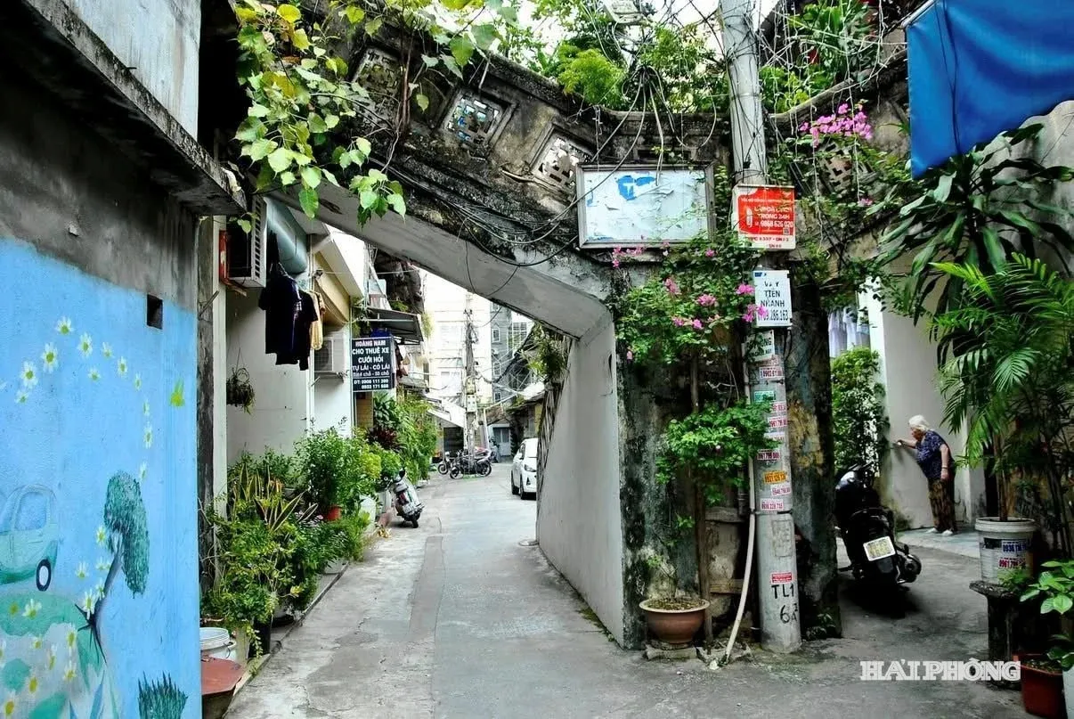 Trạm Giao Thông Liên Lạc Quốc Tế Của Đảng Trong Những Năm 1920