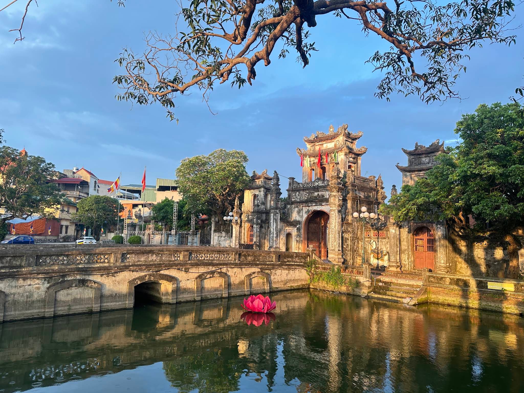 Chùa Khê Hồi (Hoa Lâm tự chùa Chốn Tổ)