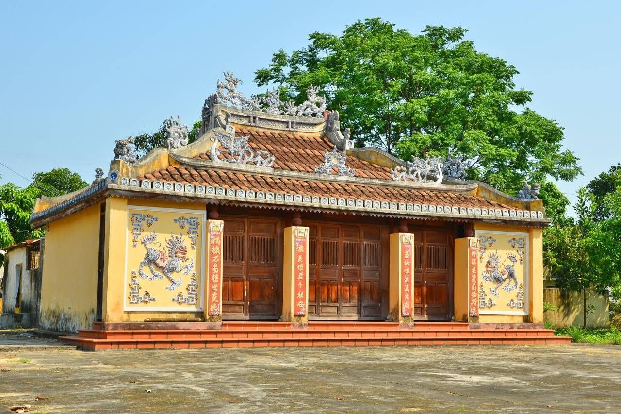 Đình làng Trung Nghĩa
