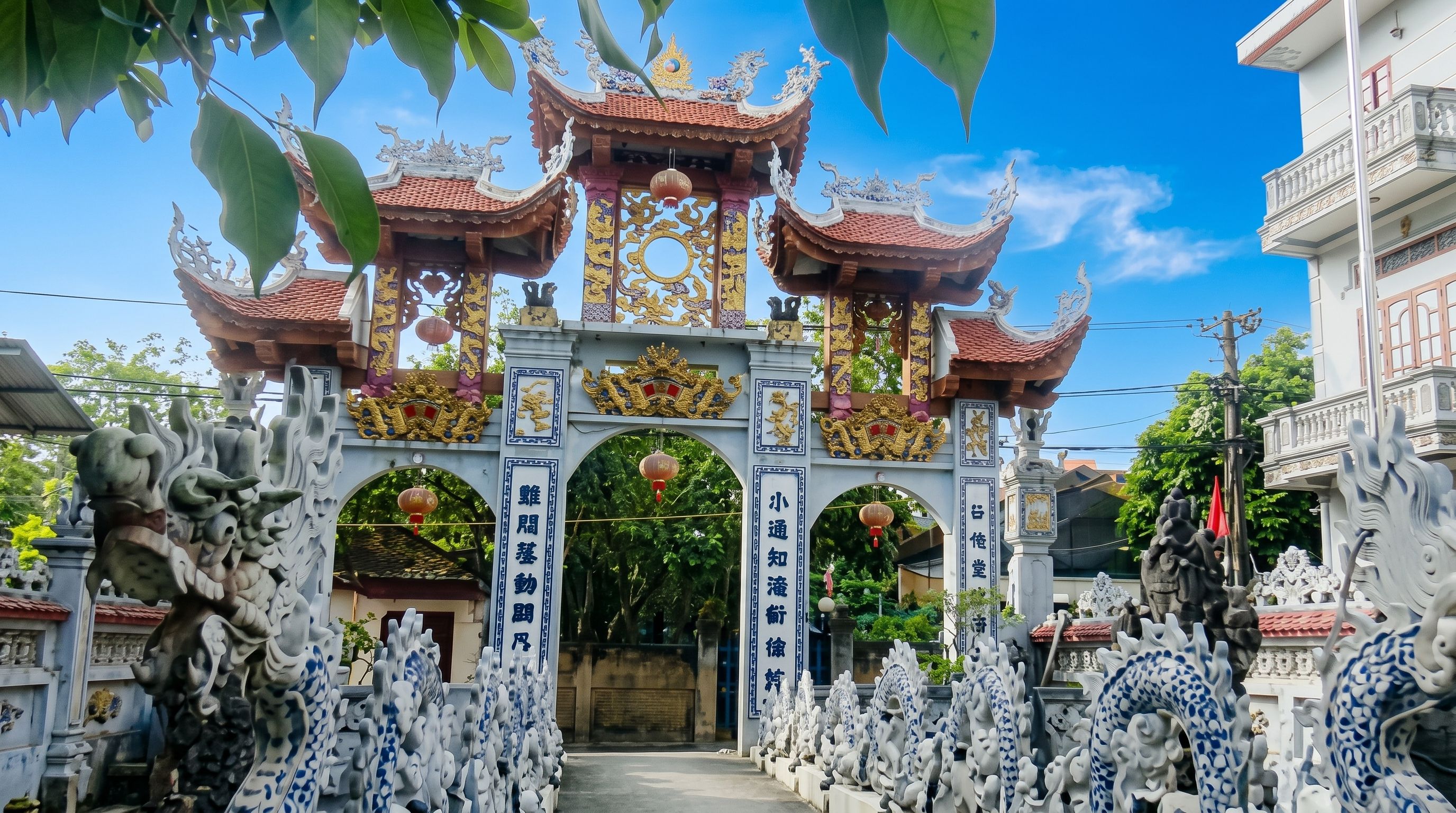Đền Hoành Sơn