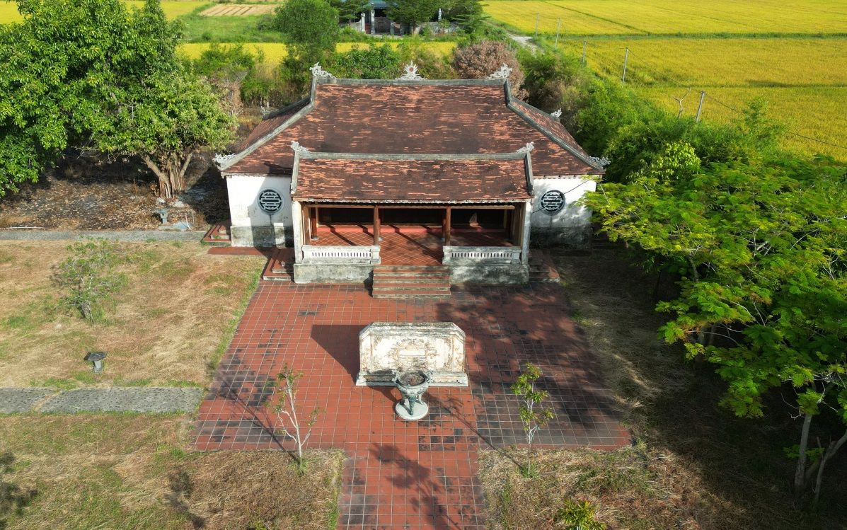 Nhà Thờ Và Mộ Nguyễn Tri Phương