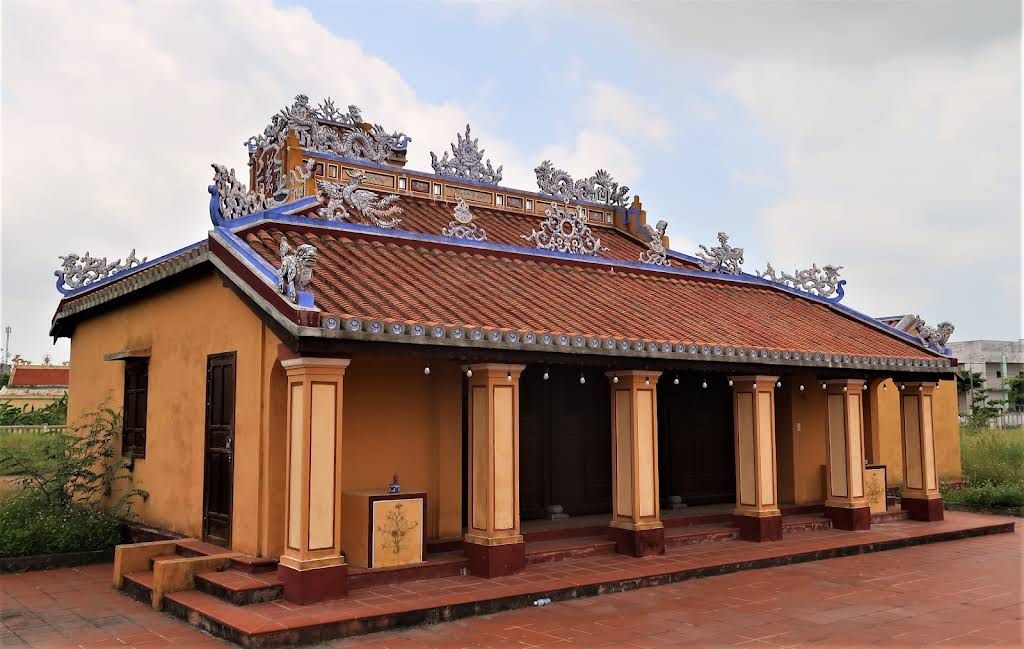 Đình làng Lỗ Giáng