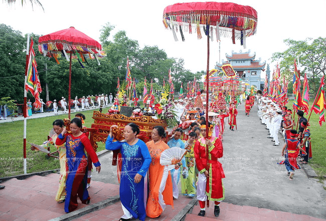 Lễ hội đền Lảnh Giang (18-25/08)