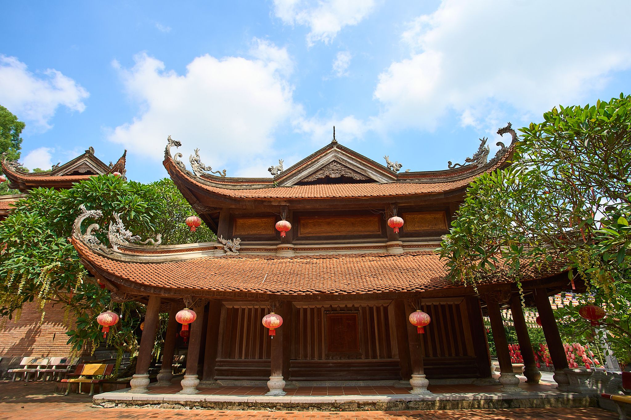 Chùa Non Nước