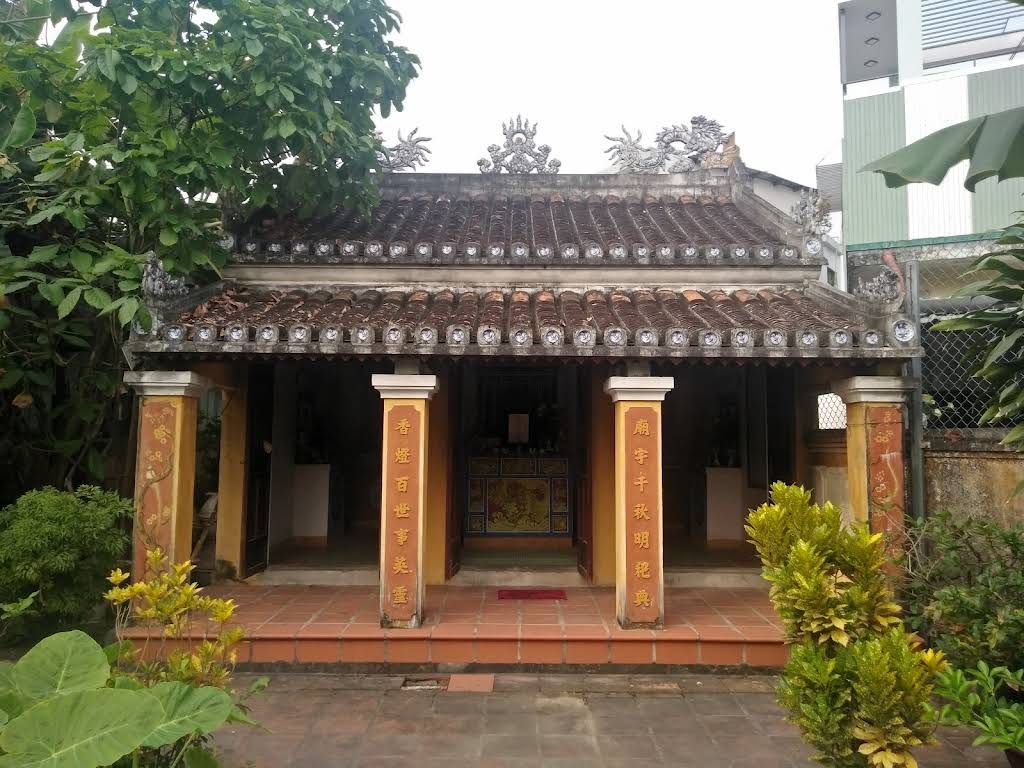 Đình Thạc Gián