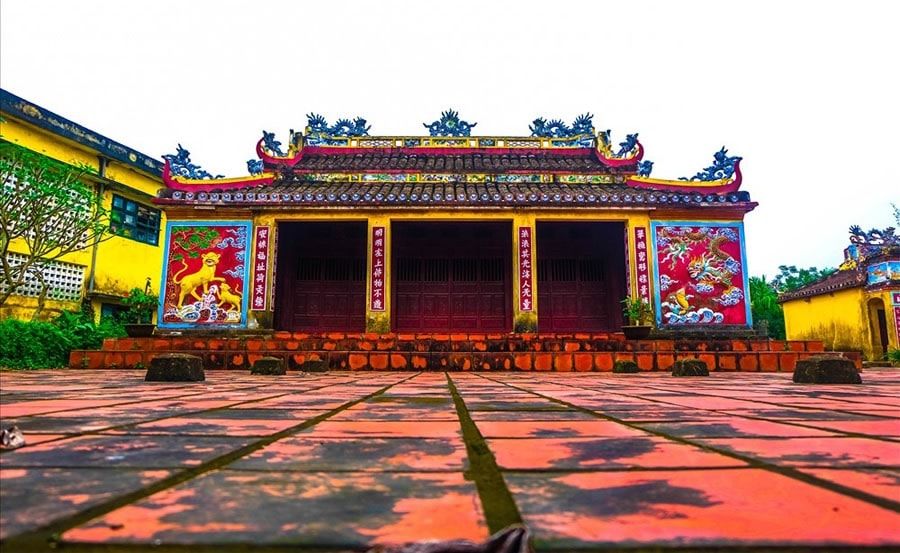 Đình làng Tuý Loan