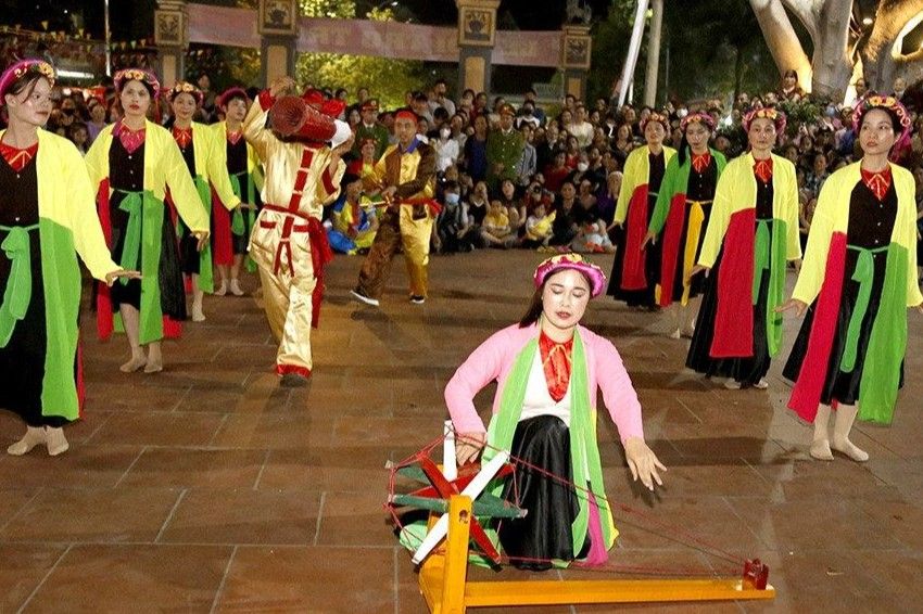 Lễ hội Trò Trám