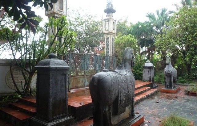 Đình làng Châu Khê (thờ Danh tướng Phạm Sĩ)