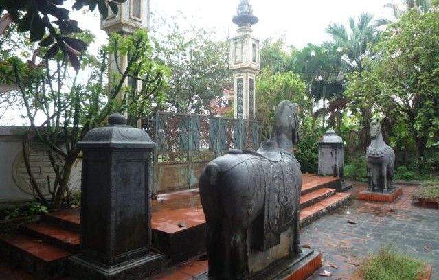 Tổng quan Đình làng Châu Khê (thờ Danh tướng Phạm Sĩ)