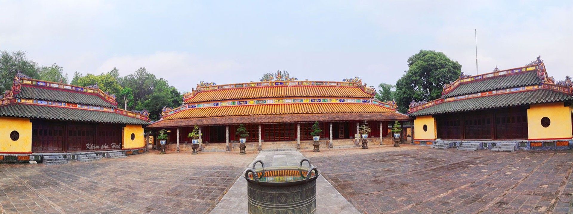 Lăng Đồng Khánh
