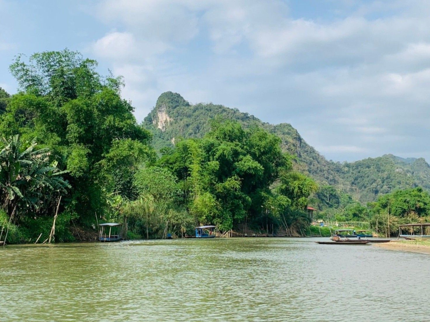 Hồ Ba Bể