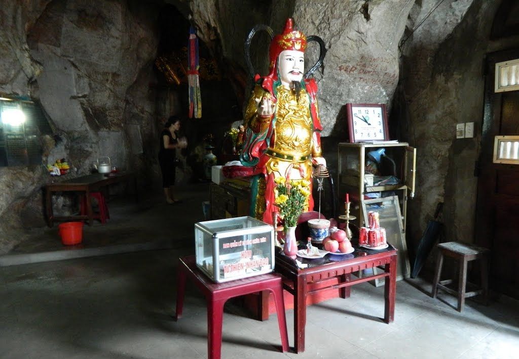Tổng quan Chùa Tiên