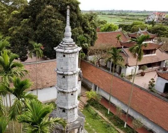 Tổng quan Chùa Bút Tháp