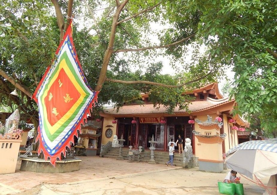 Đền Hạ Tuyên Quang