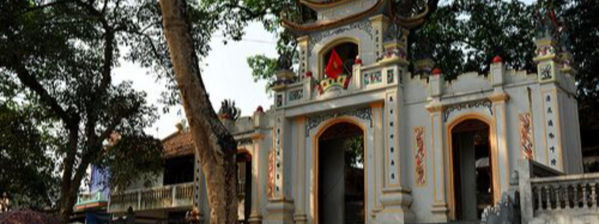 Đền Công đồng Bắc Lệ