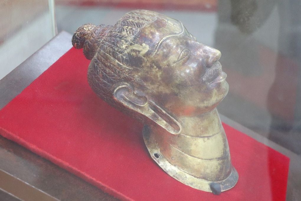 Đầu tượng thần Shiva bằng vàng - Di sản nghệ thuật và tín ngưỡng Chăm Pa