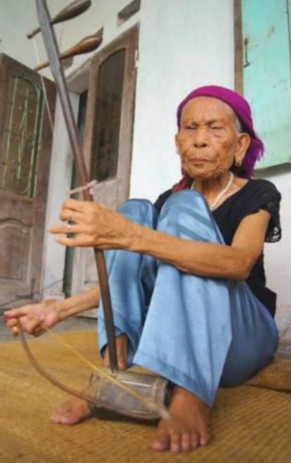 Hà Thị Cầu