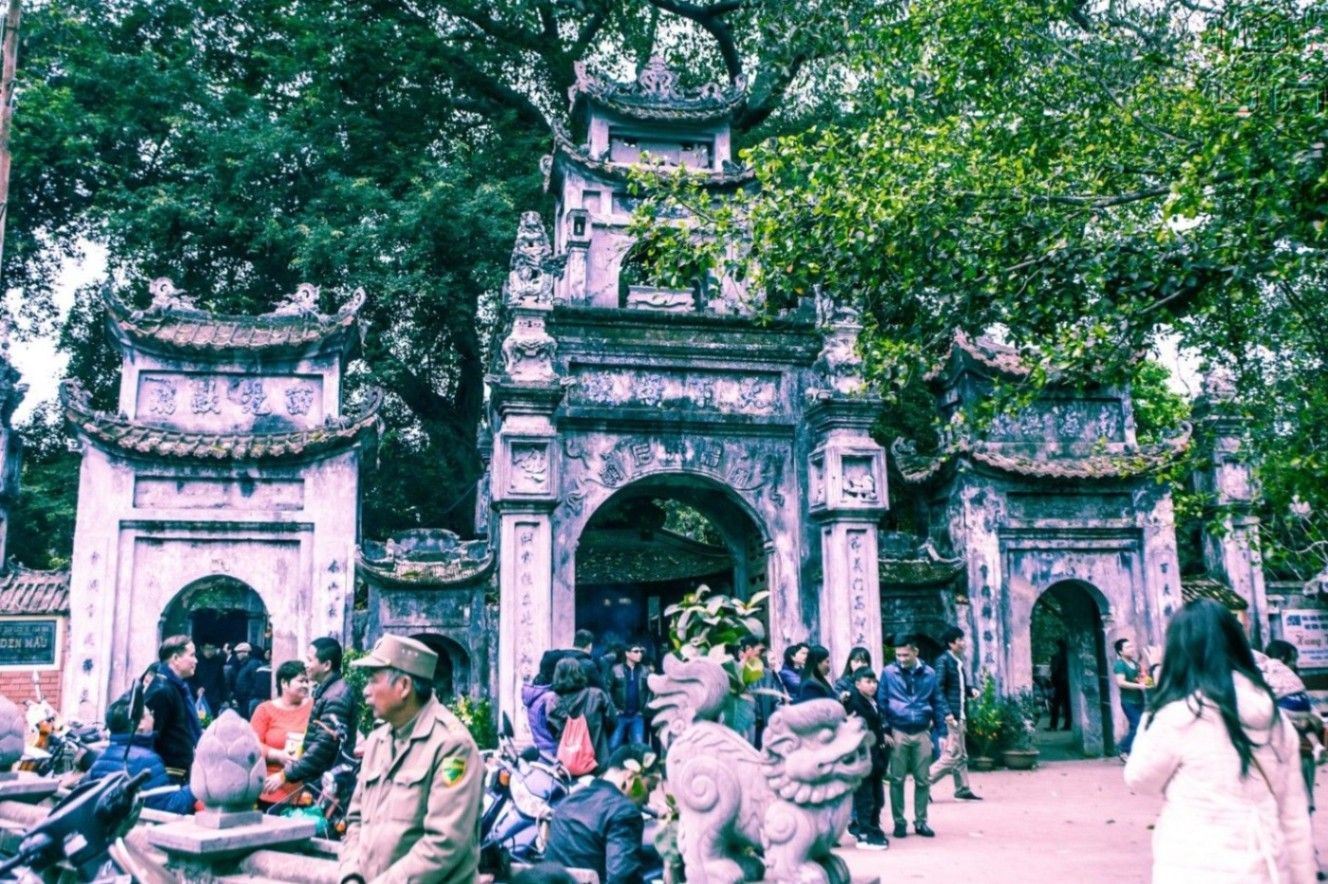 Đền Mẫu