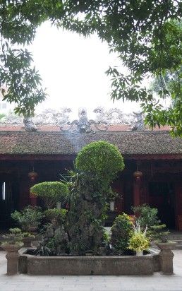 Đền Quán Thánh