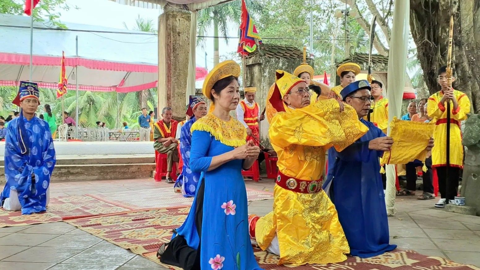 Lễ hội Đền Mưng