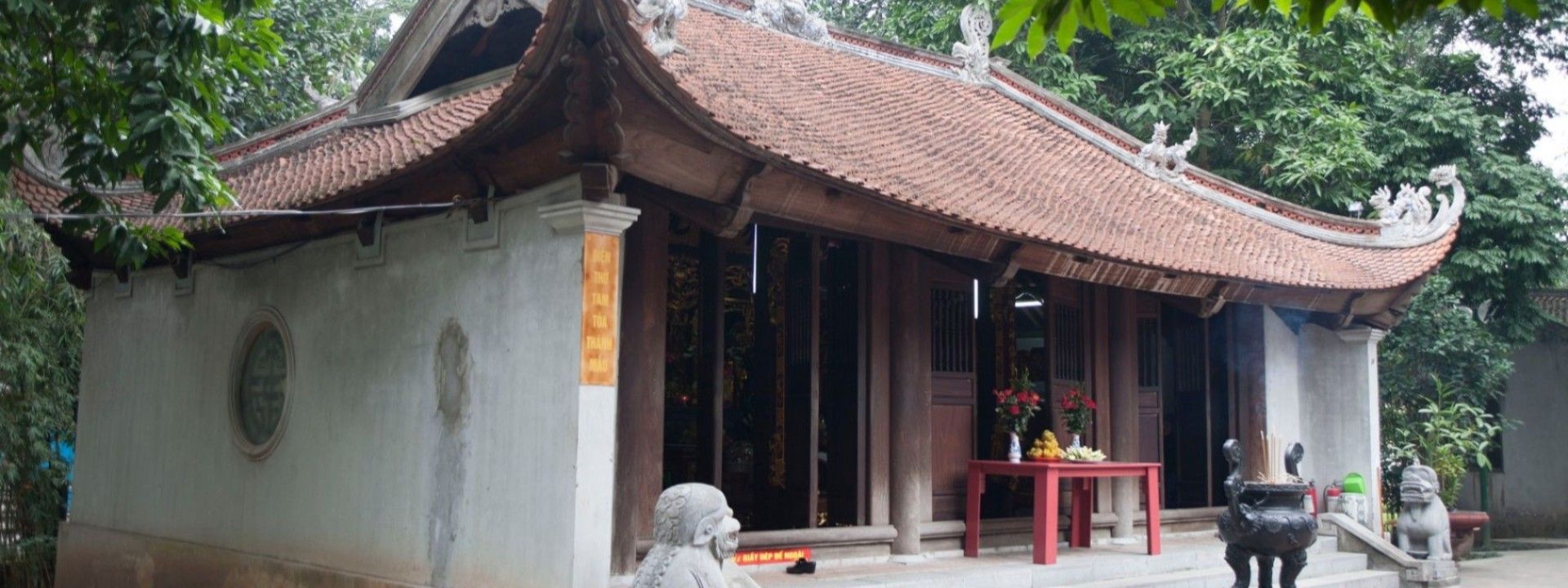 Đền Voi Phục