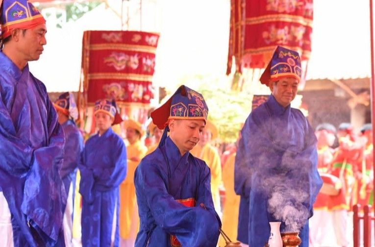 Hội làng Chử Xá