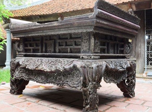 Hương án chùa Bút Tháp – Tinh hoa mỹ thuật Phật giáo thời Lê Trung Hưng