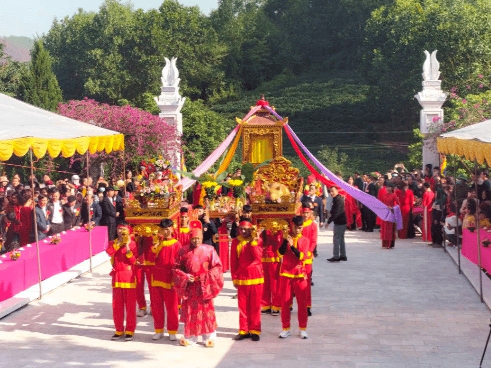 Lễ hội Núi Văn – Núi Võ