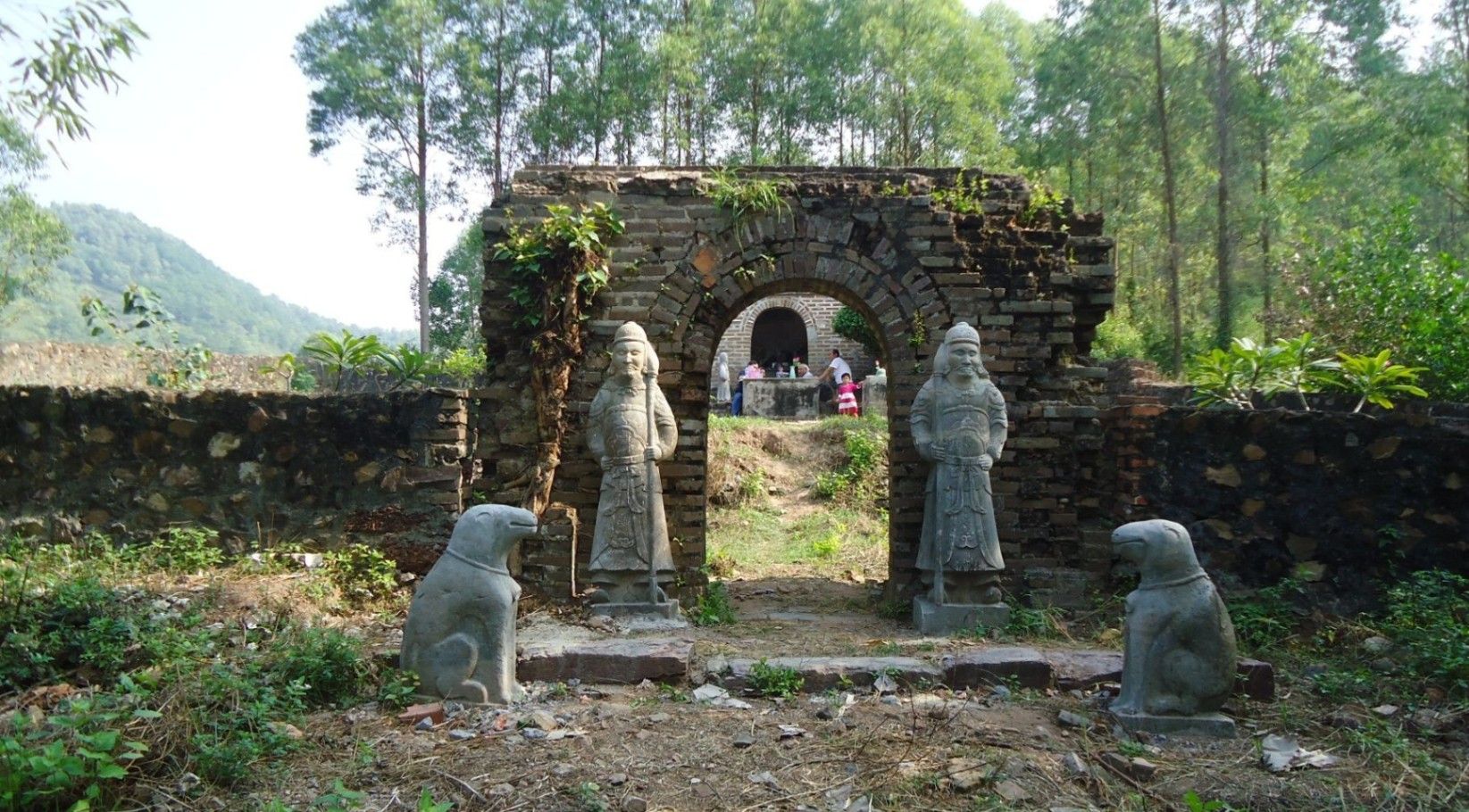 Lăng họ Đoàn