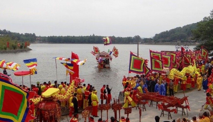 Lễ hội mùa thu Côn Sơn - Kiếp Bạc