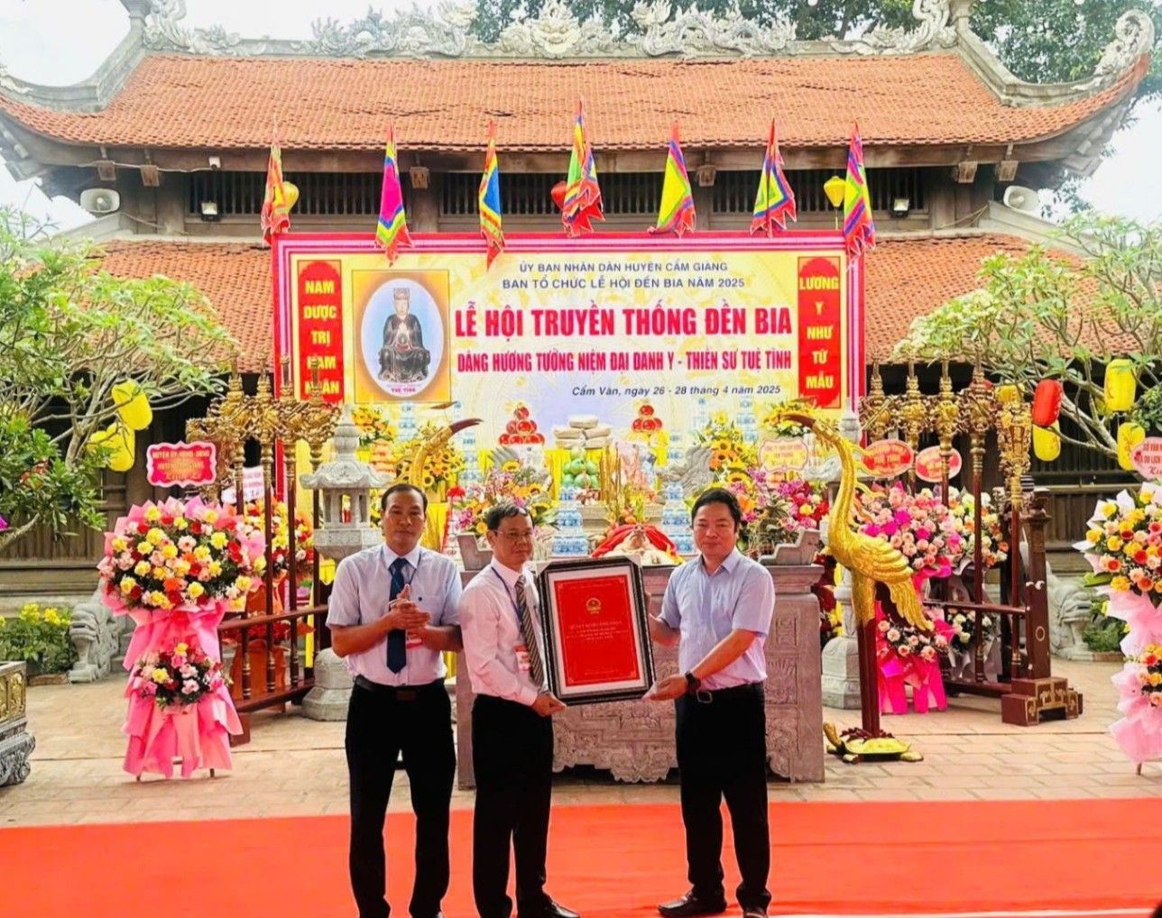 Lễ hội Đền Bia