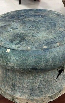 Trống đồng Gia Phú