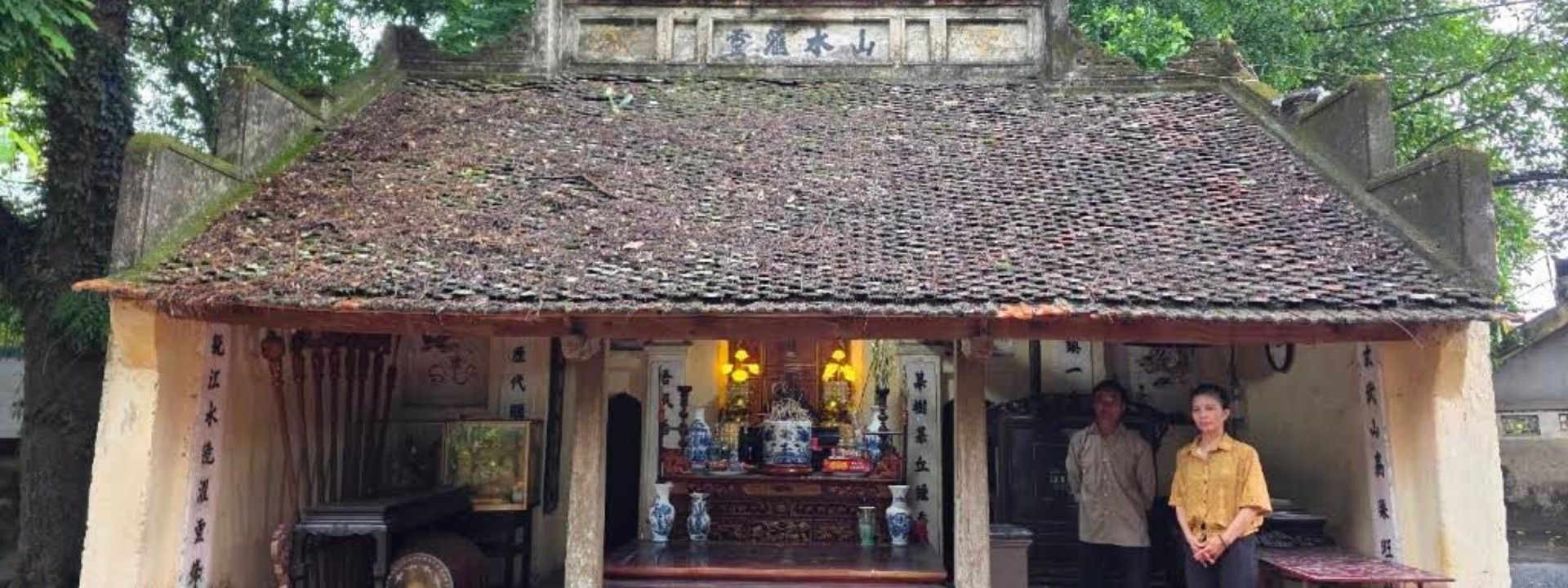 Đền thờ Tổ nghề khảm Chuồn Ngọ