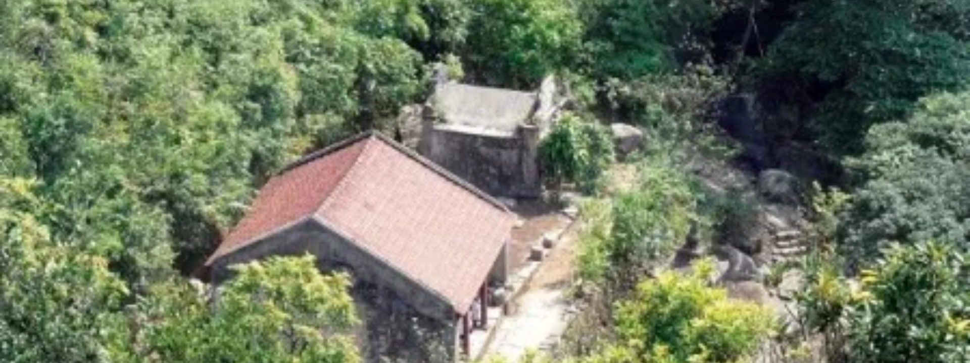 Chùa Hồ Thiên, Thuộc Khu Di Tích Nhà Trần