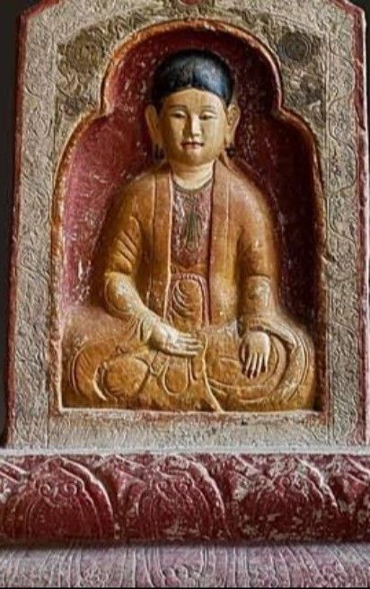 Phù điêu Thái Hoàng Thái hậu Vũ Thị Ngọc Toàn