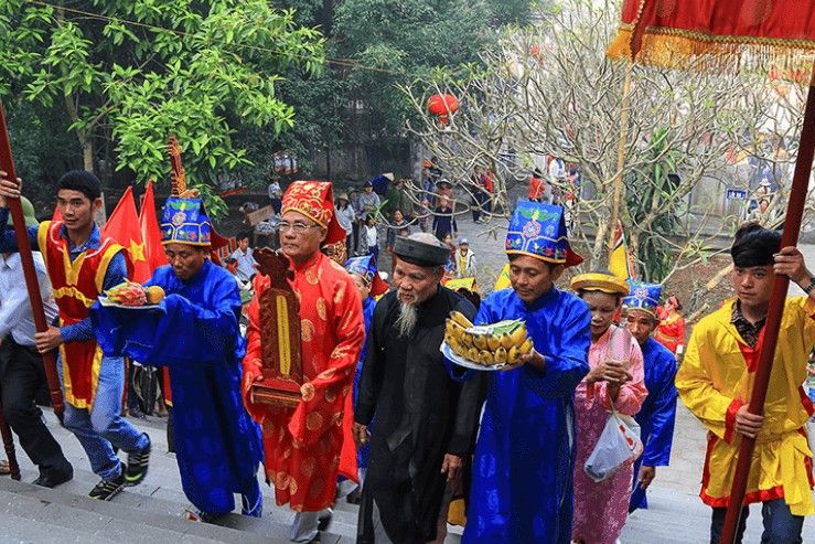 Lễ hội Đền Cuông