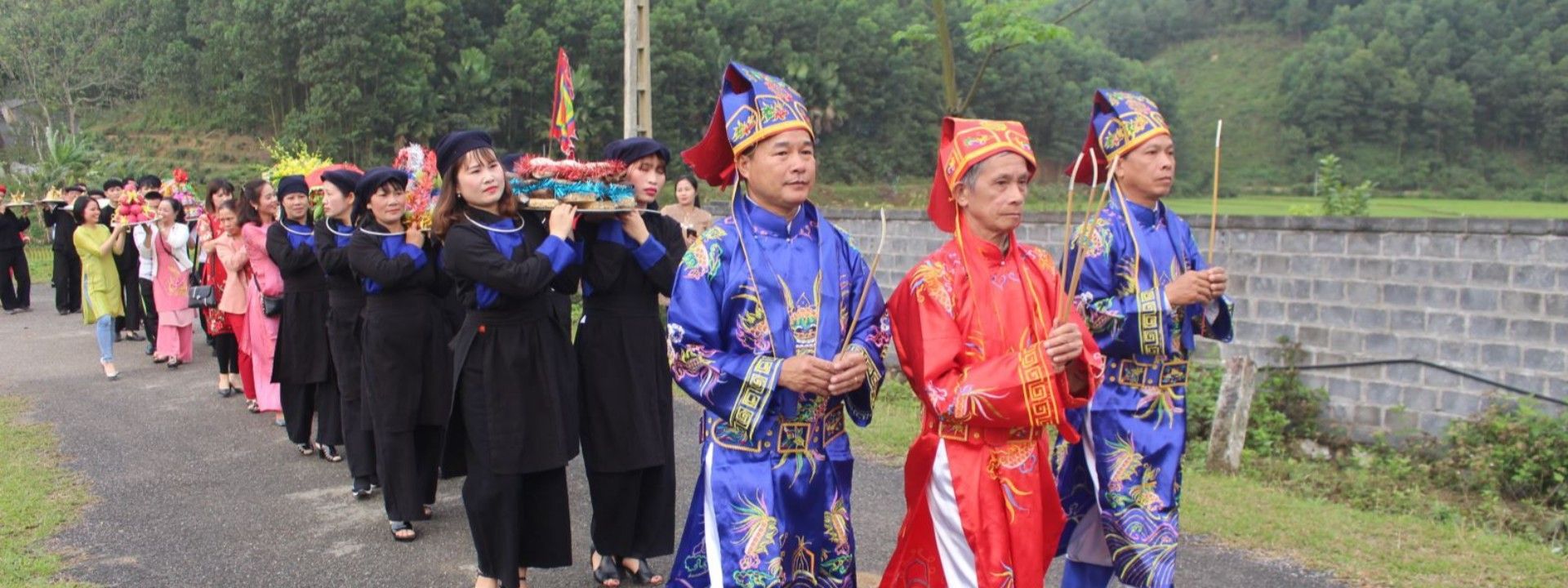 Lễ hội Đền Khuân