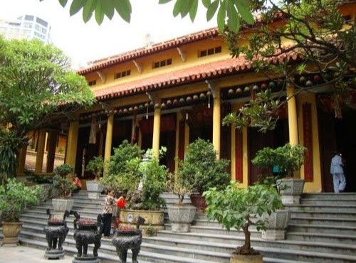 Chùa Quán Sứ