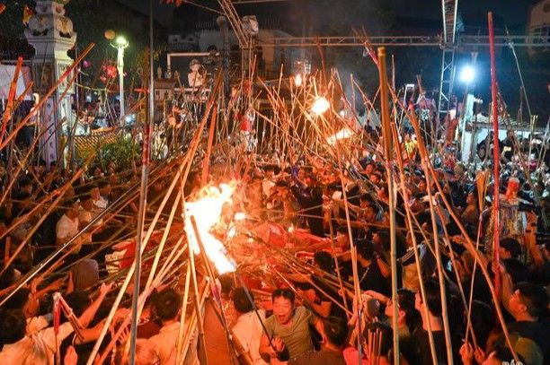 Hội đình Văn Nội