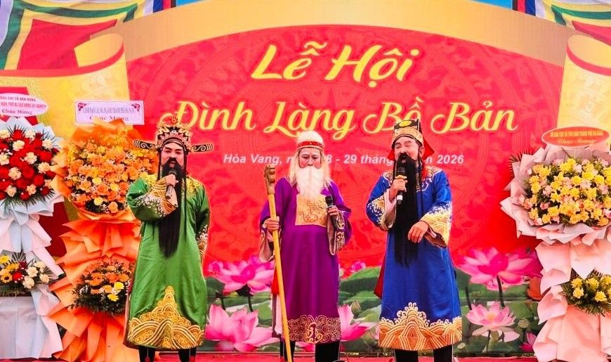 Lễ hội đình làng Bồ Bản