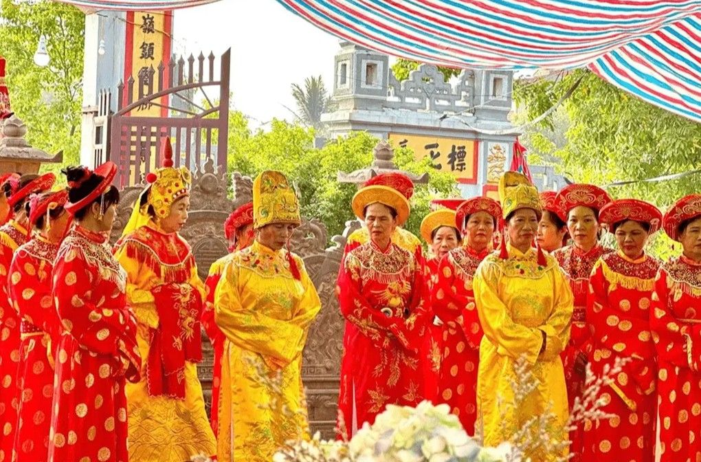 Lễ hội Đình Cam Giá