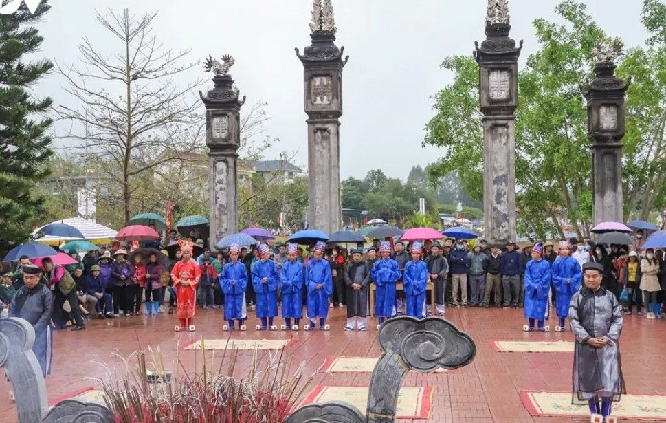 Lễ hội Đình Lục Nà