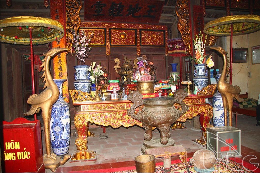 Đền Ghênh