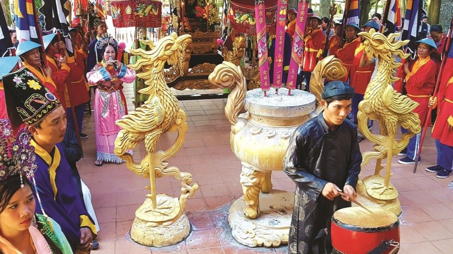 Lễ hội Dinh Thầy Thím