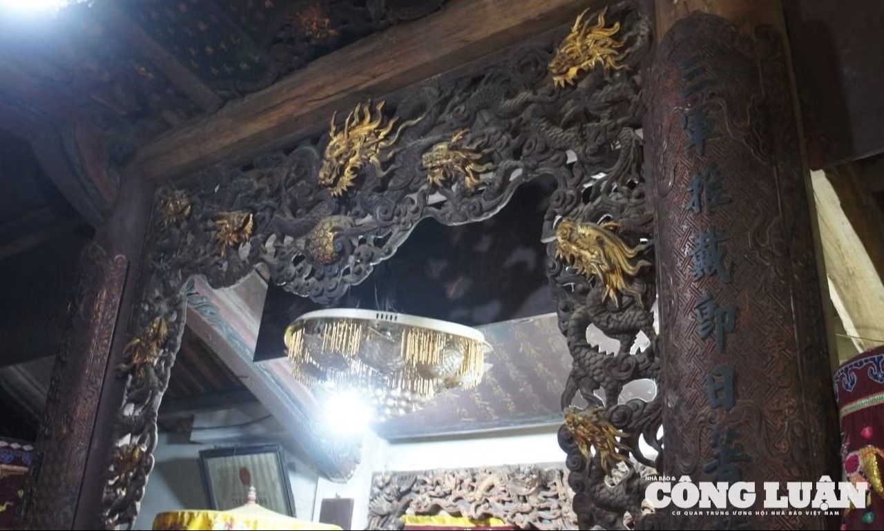 Đình Hoa Xá – Minh Ngự Lâu