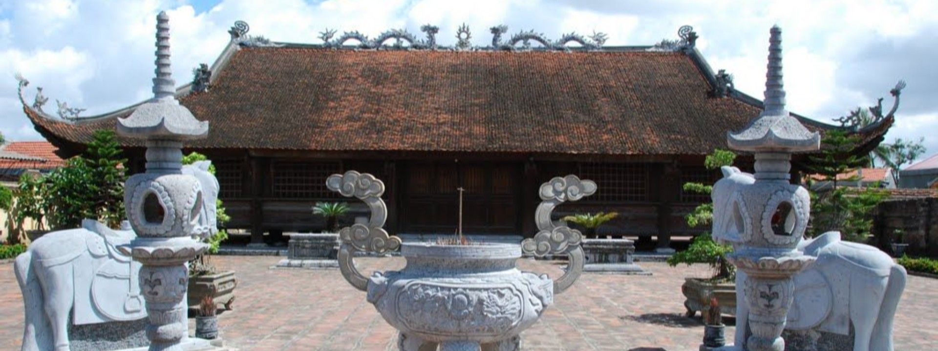 Đình Kiền Bái